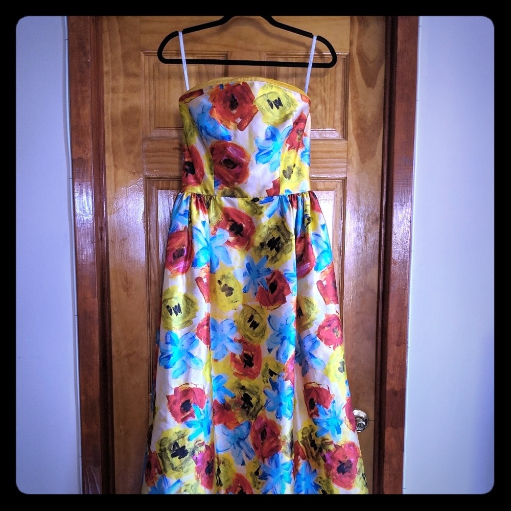 New Oscar De La Renta floral gown